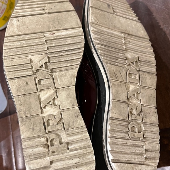 Prada shoes - Picture 7 of 7